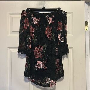 DJT Off The Shoulder Black Lace Floral Blouse Size Medium